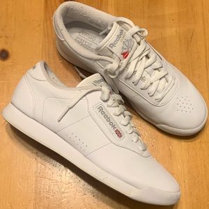 Vintage Reebok Classic Women’s Sneaker Size 7